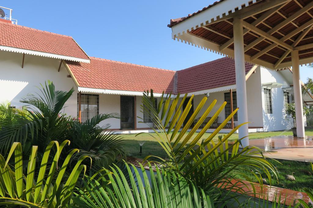 सहारा The Estate
