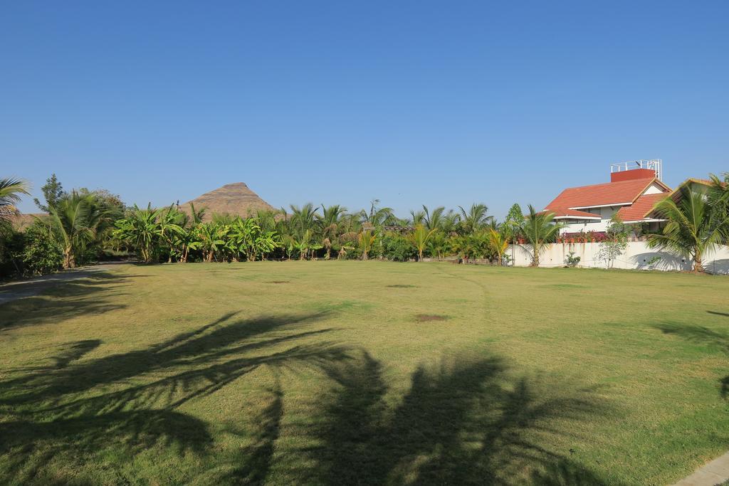 सहारा The Estate 3*